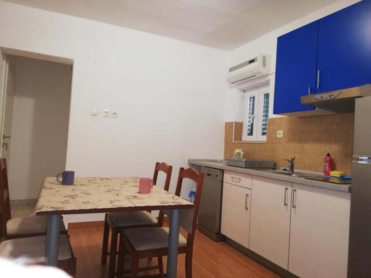 Mitan Apartman Tučepi Eksteriør bilde