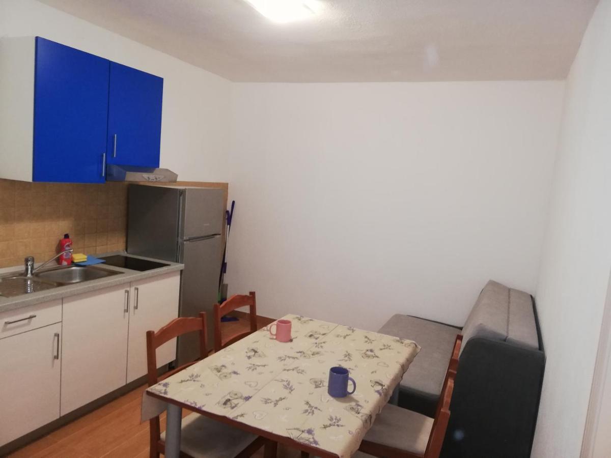 Mitan Apartman Tučepi Eksteriør bilde