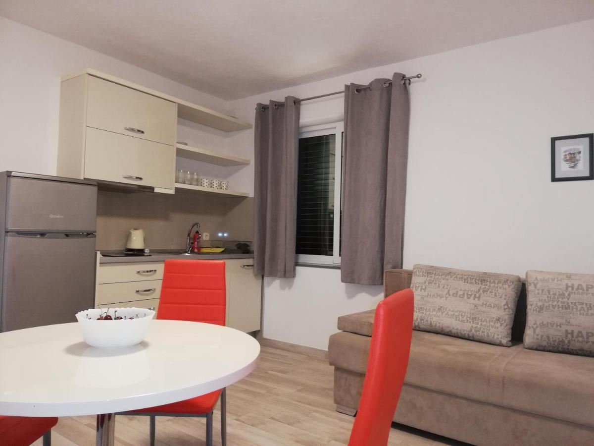 Mitan Apartman Tučepi Eksteriør bilde