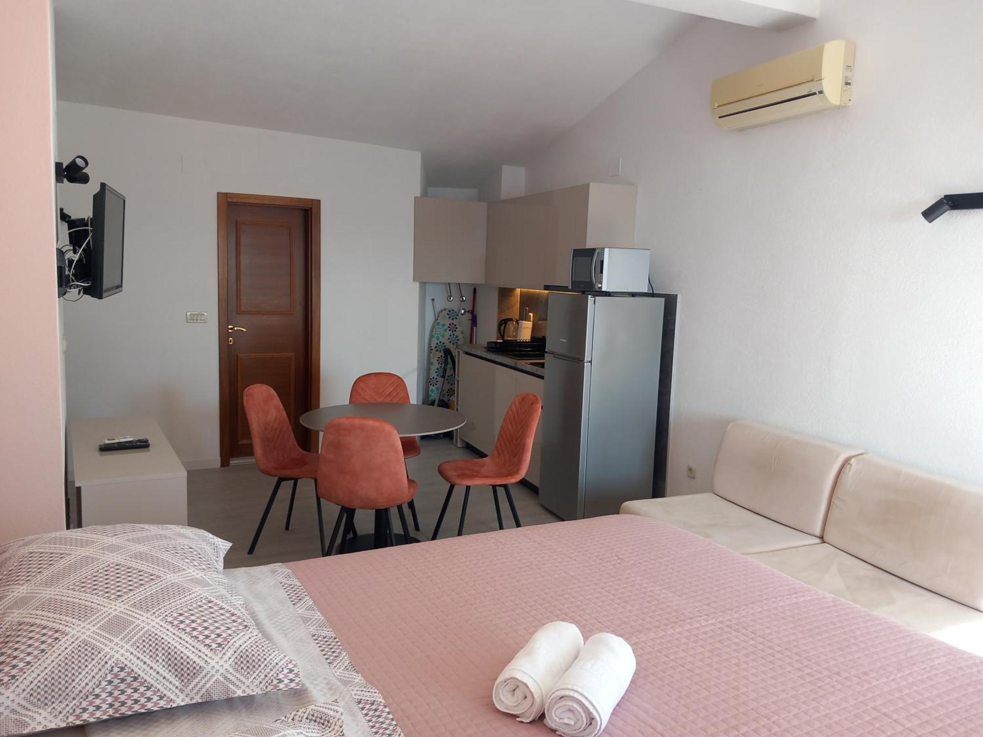 Mitan Apartman Tučepi Eksteriør bilde